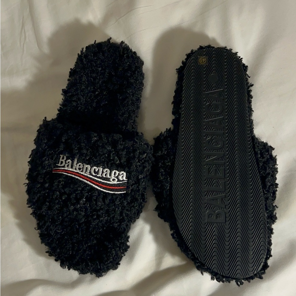 Balenciaga Black Textured Slides